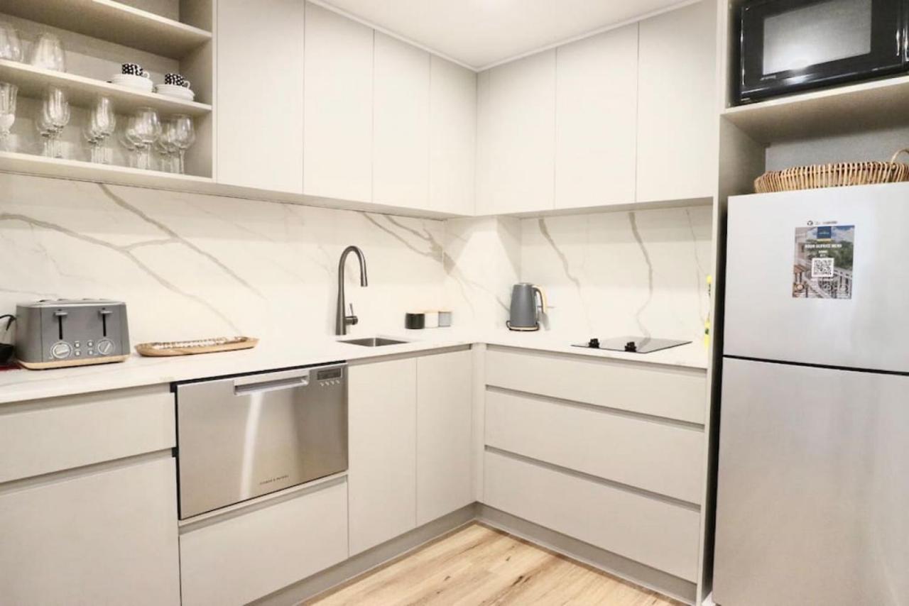 נוסה 617 Hastings Street Metres To The Beach מראה חיצוני תמונה